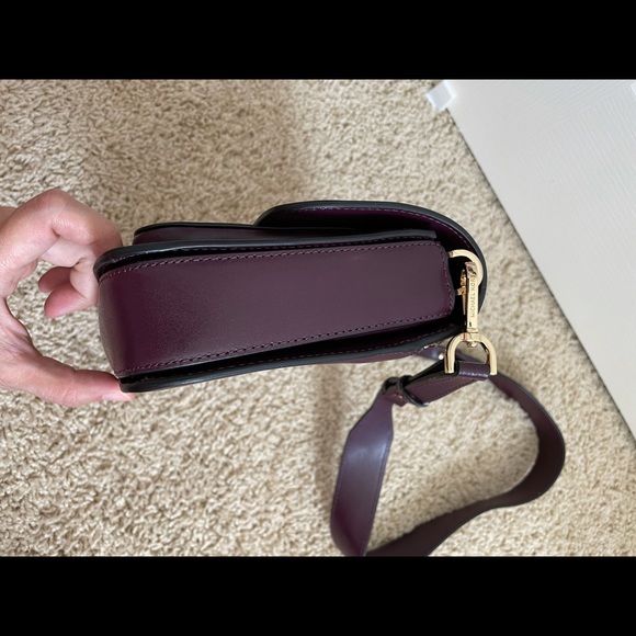 Brand new michael kors burgundy/wine/purple Sloan crossbody with star and stripe - Picture 4 of 8